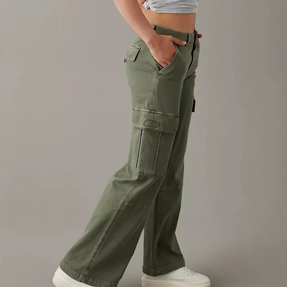 American Eagle NWT Cargo Curvy Stretch High-Rise Baggy Wide Leg Army Gre… - Picture 16 of 16